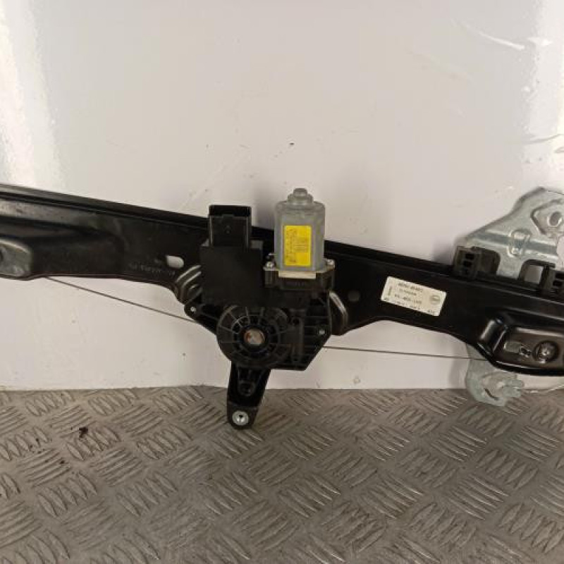 Leve vitre electrique avant gauche NISSAN QASHQAI 2