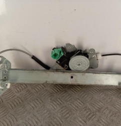 Leve vitre electrique avant gauche NISSAN JUKE 1