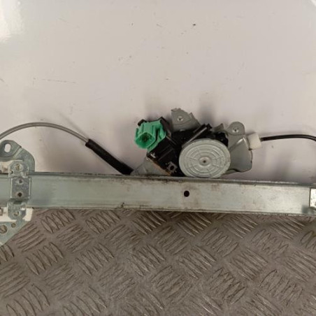 Leve vitre electrique avant gauche NISSAN JUKE 1