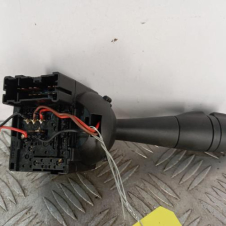 Commodo phare DACIA LODGY Photo n°1