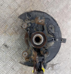 Moyeu avant gauche PEUGEOT 3008 2 Photo n°1