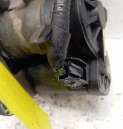 Etrier arriere droit (freinage) FORD KUGA 2 Photo n°3