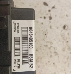 Boitier servitude moteur (BSM) PEUGEOT 206 Photo n°3