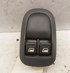 Interrupteur de leve vitre avant droit PEUGEOT 206 Photo n°1