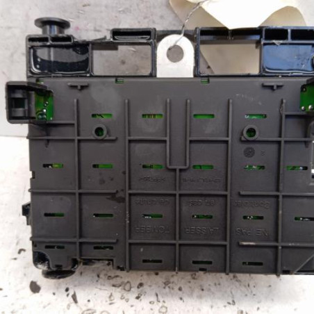 Boitier servitude moteur (BSM) PEUGEOT 206