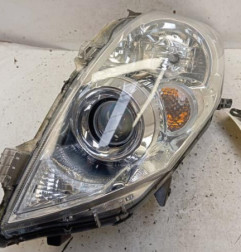 Optique avant principal droit (feux)(phare) TOYOTA AURIS 1 Photo n°1