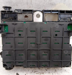 Boitier servitude moteur (BSM) PEUGEOT 206