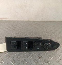 Interrupteur de leve vitre avant gauche KIA SPORTAGE 3 Photo n°1