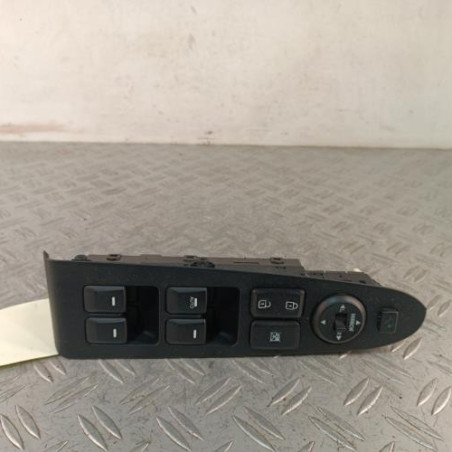 Interrupteur de leve vitre avant gauche KIA SPORTAGE 3 Photo n°1