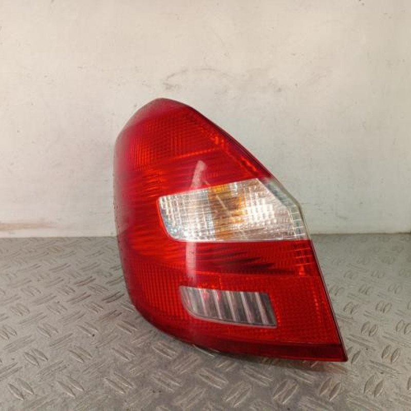 Feu arriere principal gauche (feux) SKODA FABIA 2