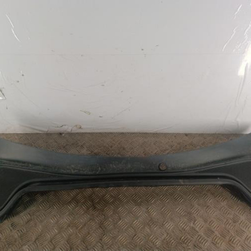 Baie de pare brise FORD FOCUS 4 Baie de pare brise FORD FOCUS 4