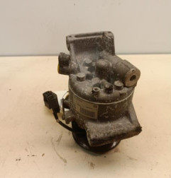 Compresseur clim DACIA SANDERO 2 Photo n°4