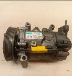 Compresseur clim PEUGEOT 207 Photo n°1