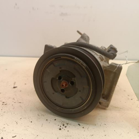 Compresseur clim PEUGEOT 2008 1