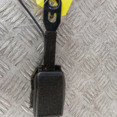 Attache ceinture avant droit PEUGEOT 407 Photo n°1