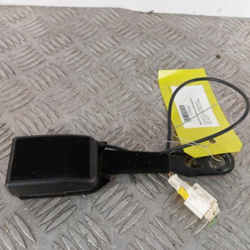 Attache ceinture avant gauche PEUGEOT 407