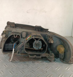 Optique avant principal droit (feux)(phare) AUDI A4 1
