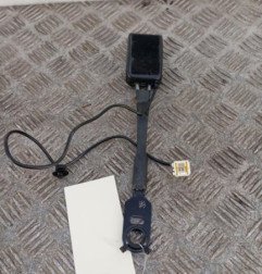 Attache ceinture avant droit PEUGEOT 308 1