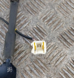 Attache ceinture avant droit PEUGEOT 308 1 Photo n°3