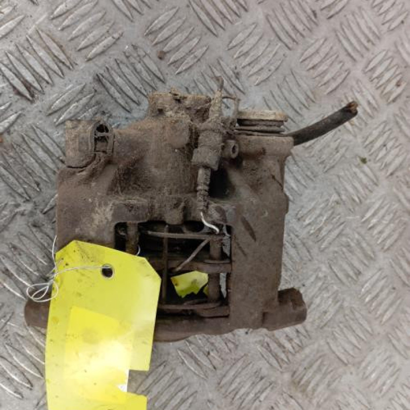 Etrier arriere gauche (freinage) MERCEDES VITO 638