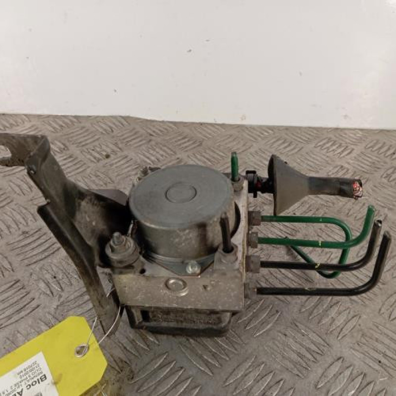 Bloc ABS (freins anti-blocage) RENAULT CLIO 3