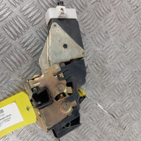 Serrure avant droit MITSUBISHI SPACE STAR 2