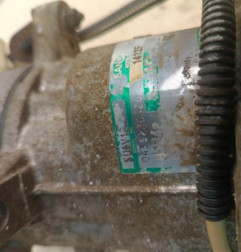 Compresseur clim PEUGEOT 206 Photo n°4