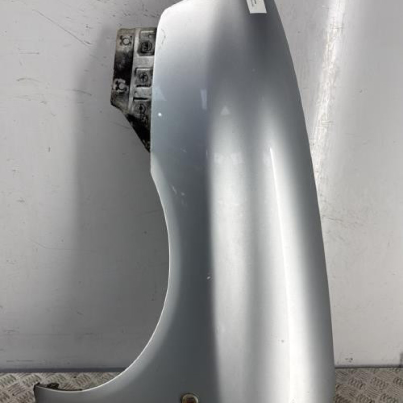 Aile avant gauche SEAT CORDOBA 2