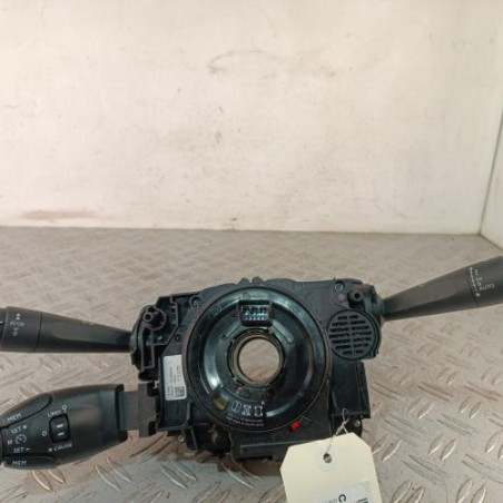 Com (Bloc Contacteur Tournant+Commodo Essuie Glace+Commodo Phare) CITROEN C3 3 Photo n°1