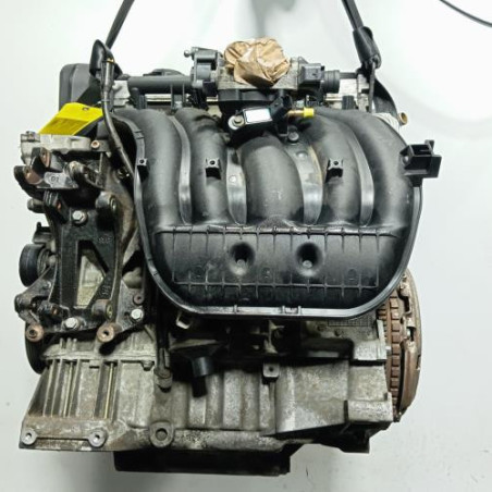 Moteur PEUGEOT 406 Photo n°1