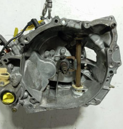 Boite de vitesses PEUGEOT 406 Photo n°1