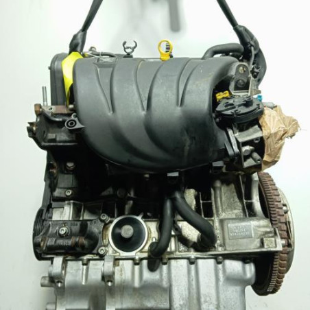 Moteur PEUGEOT 406 Photo n°1