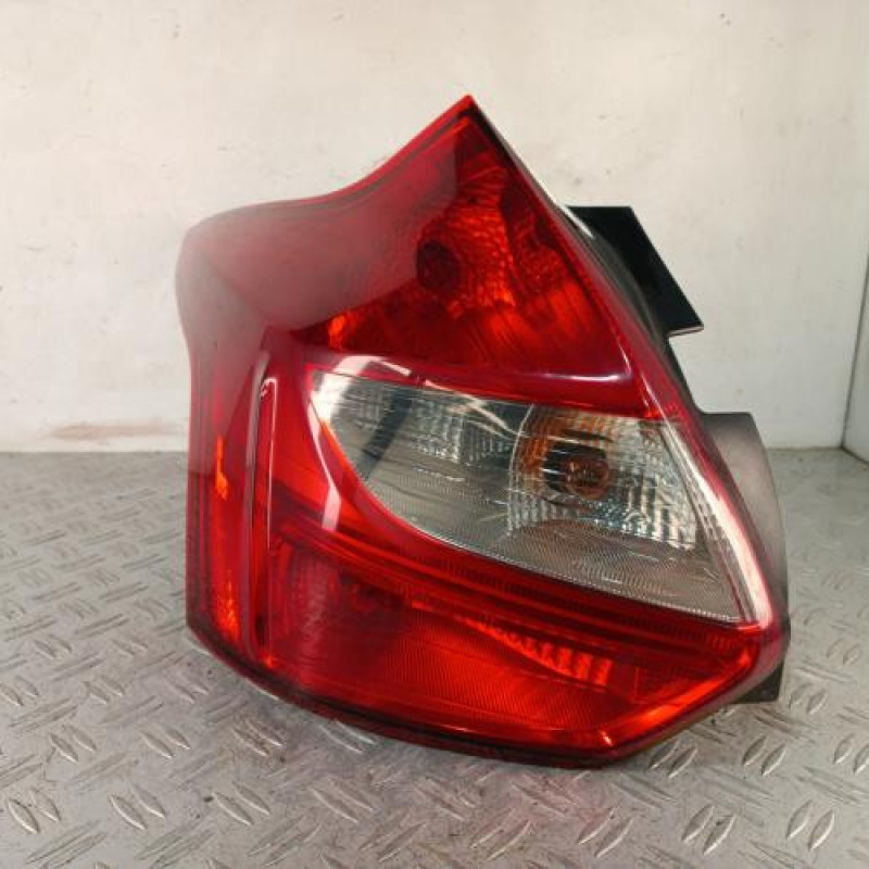 Feu arriere principal gauche (feux) FORD FOCUS 3