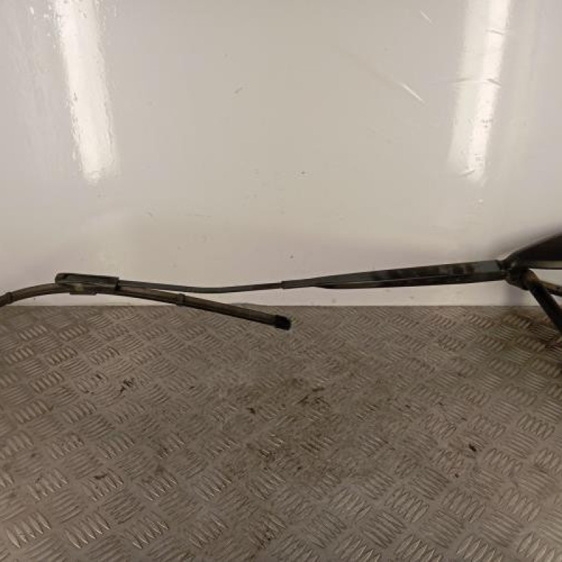 Bras essuie glace avant droit RENAULT SCENIC 2