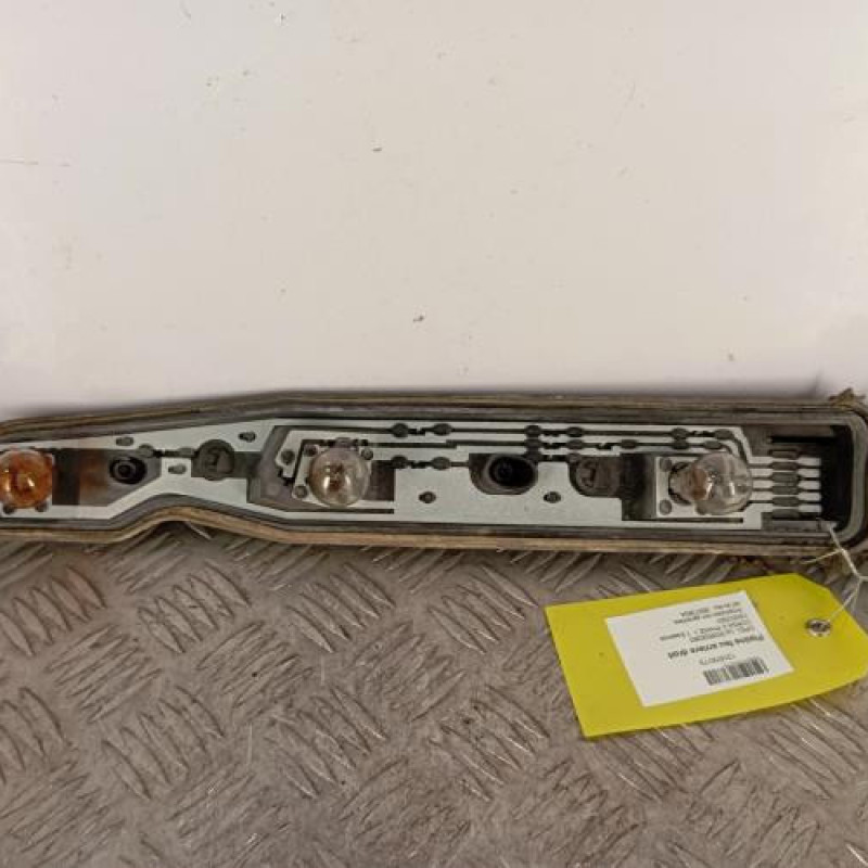 Platine feu arriere droit OPEL CORSA C