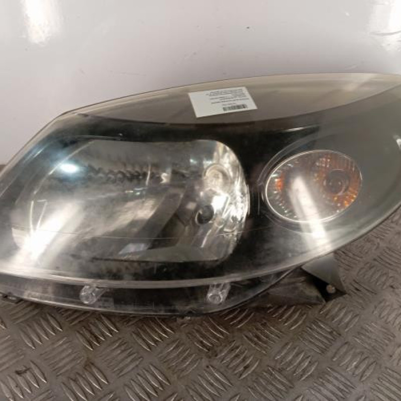 Optique avant principal gauche (feux)(phare) DACIA SANDERO 1