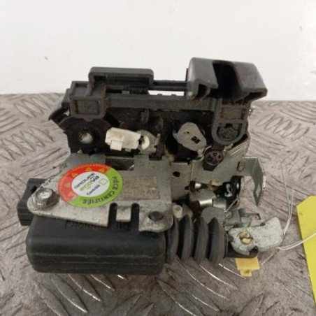 Serrure avant droit DACIA SANDERO 1