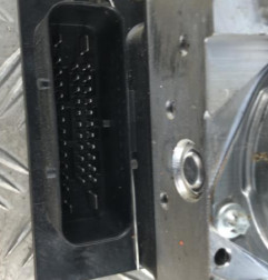 Bloc ABS (freins anti-blocage) BMW X1 E84