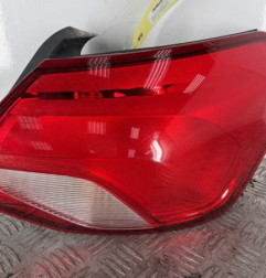 Feu arriere principal droit (feux) FORD FOCUS 4 Photo n°1