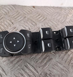 Interrupteur de leve vitre avant gauche FORD FOCUS 4 Photo n°1