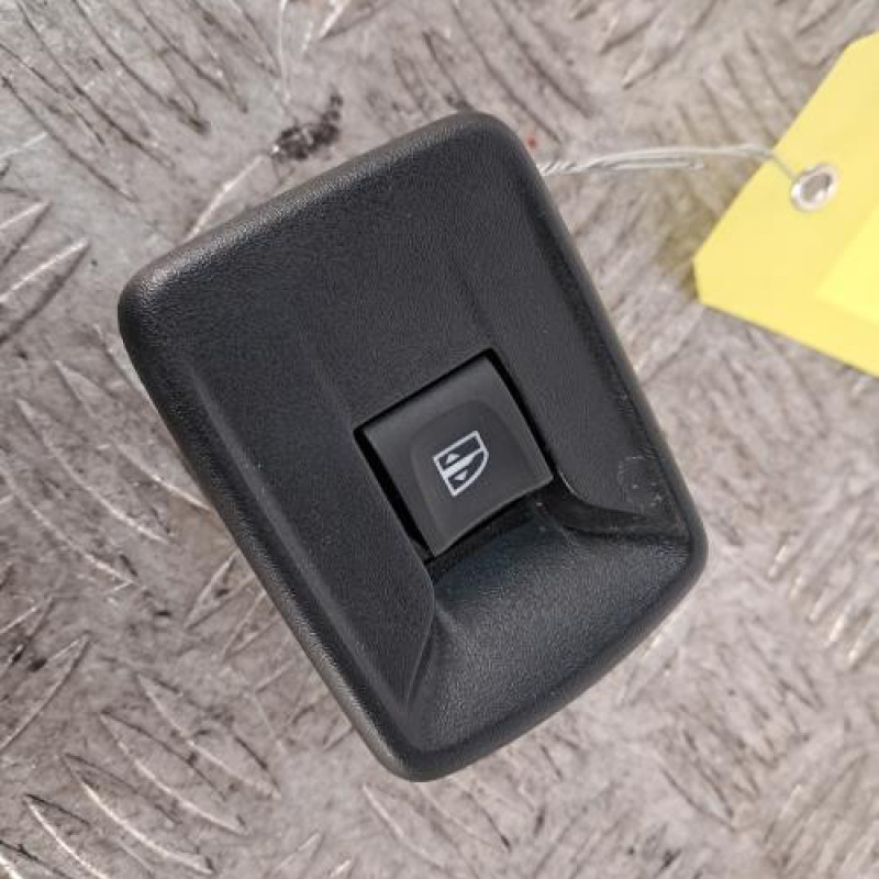 Interrupteur de leve vitre avant droit DACIA LODGY