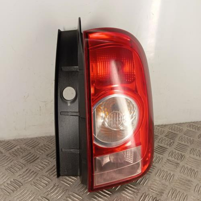Feu arriere principal droit (feux) DACIA DUSTER 1