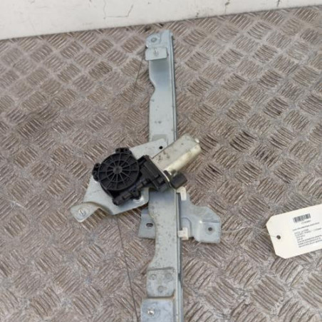 Leve vitre electrique avant droit DACIA DUSTER 1 Photo n°1