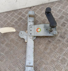 Leve vitre mecanique arriere droit DACIA DUSTER 1 Photo n°1