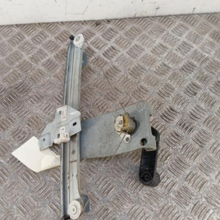 Leve vitre mecanique arriere droit DACIA DUSTER 1