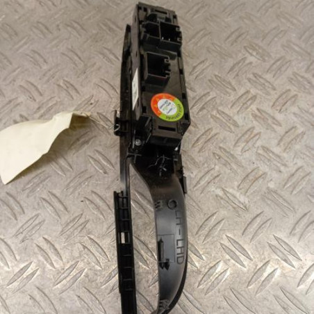 Interrupteur de leve vitre avant gauche FORD FOCUS 3