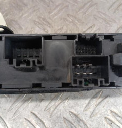 Interrupteur de leve vitre avant gauche FORD FOCUS 3 Photo n°3