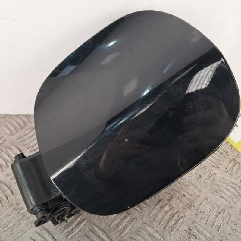 Trappe d'essence FORD FOCUS 4 Trappe d'essence FORD FOCUS 4