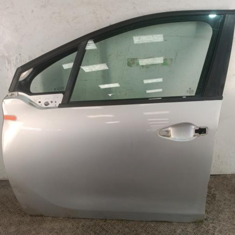 Porte avant gauche PEUGEOT 208 1