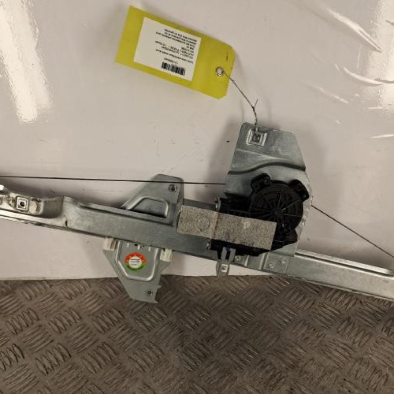 Leve vitre electrique avant droit PEUGEOT PARTNER 2